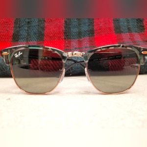 Ray-Ban Clubmaster Vintage Green Sunglasses
